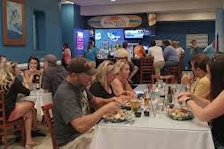 Dining 55 of 79