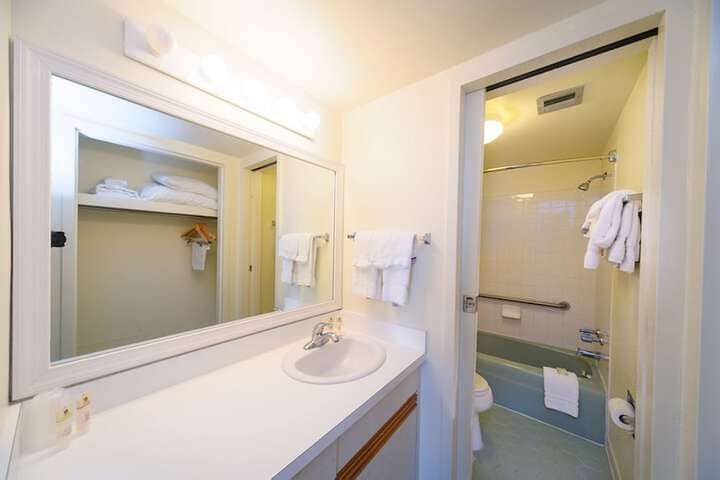 Room 44 of 79