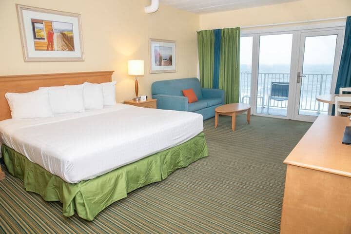 Room 15 of 79